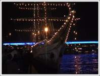 Le port vu de nuit