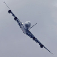 Photo A380 en vol vue de face