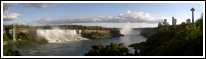 Panoramique des Chutes du Niagara, de la Skylon Tower