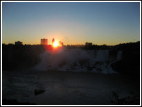Lever du soleil sur la chute américaine
