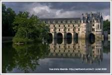 Reflet sur le Cher - Chateau de Chenonceau (Haute Définition)