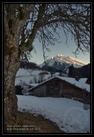 sous la neige à la Clusaz