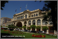 Palais de l’Europe, en bordure des jardins Biovès