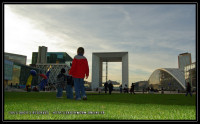 Pelouse verte à la Défense