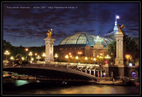 Grand Palais illuminé la nuit