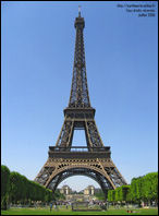 Tour Eiffel vue du champ de Mars